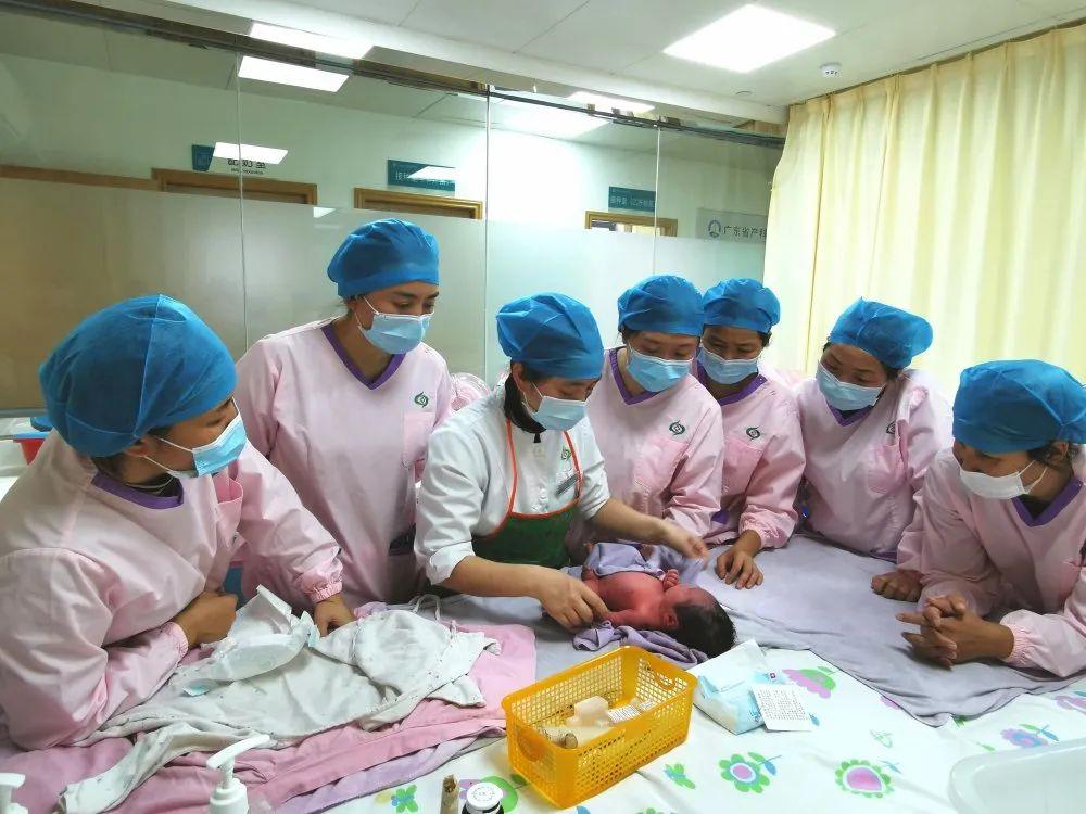 肃南裕妇婴监护型护送